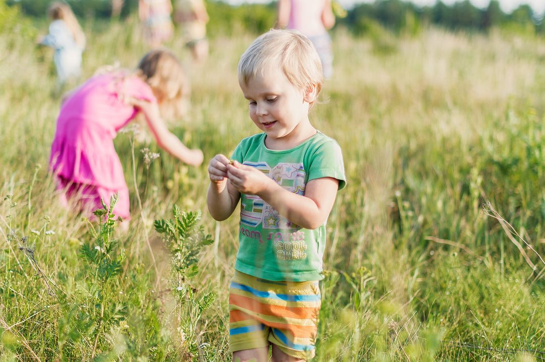 children in nature, teach your children to go green, sustainability, sustainable, organic, lifestyle