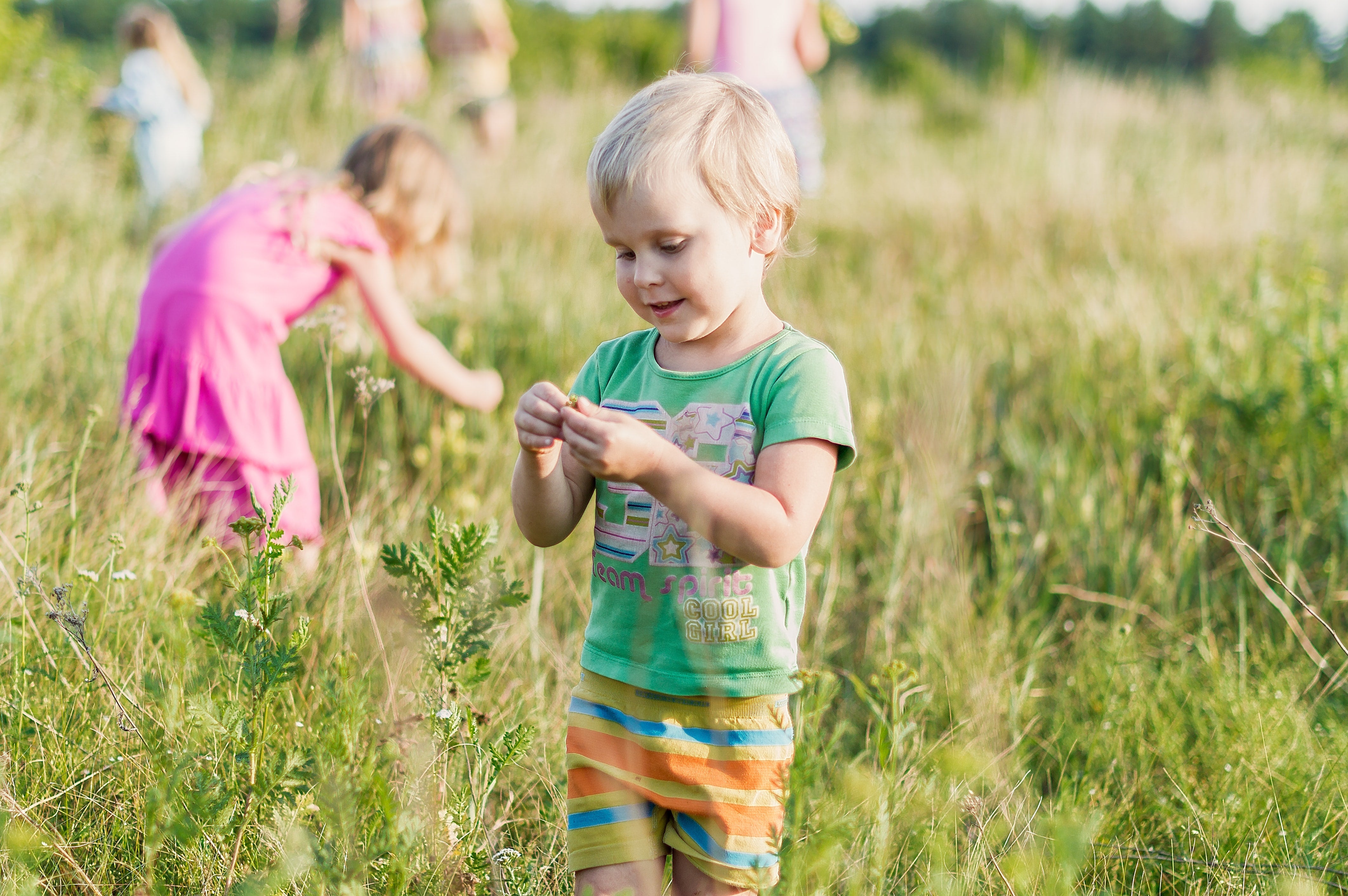 children in nature, teach your children to go green, sustainability, sustainable, organic, lifestyle