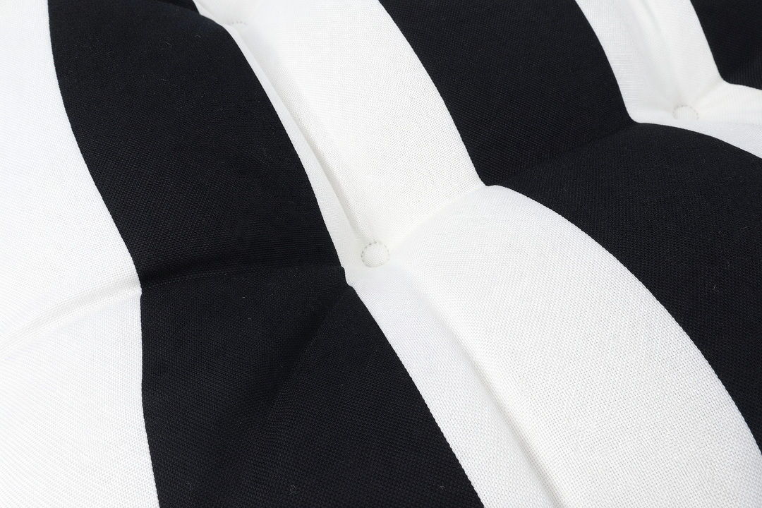 Outdoor Chair Cushions Set of 8 in Black/White Striped