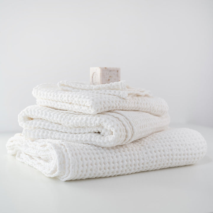 Linen Tales White Linen &amp; Cotton Honeycomb Waffle Towel