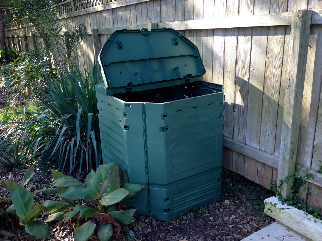 Thermo King 900 - 240 gal giant composter