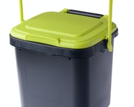 Maze 1.85 Gallon Kitchen Caddie Compost Bin